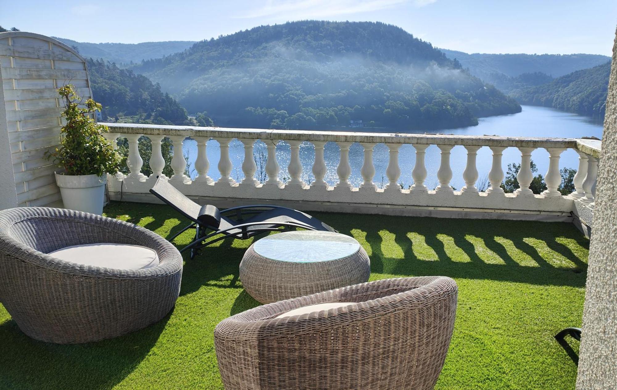 Ma Villa Au Bord De L'Eau Miremont  Luaran gambar
